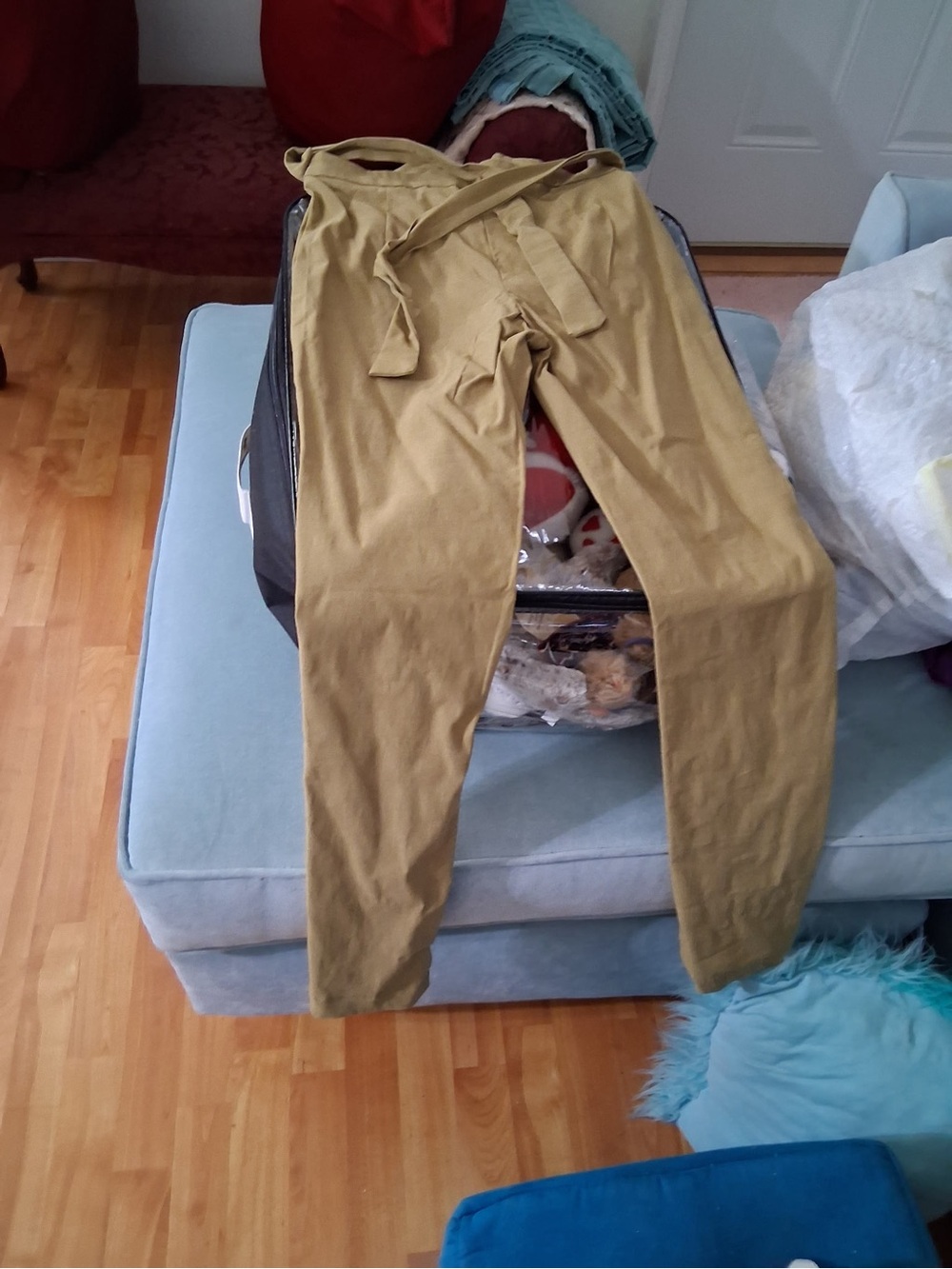 Men's Slim Fit Casual Pants in Olive